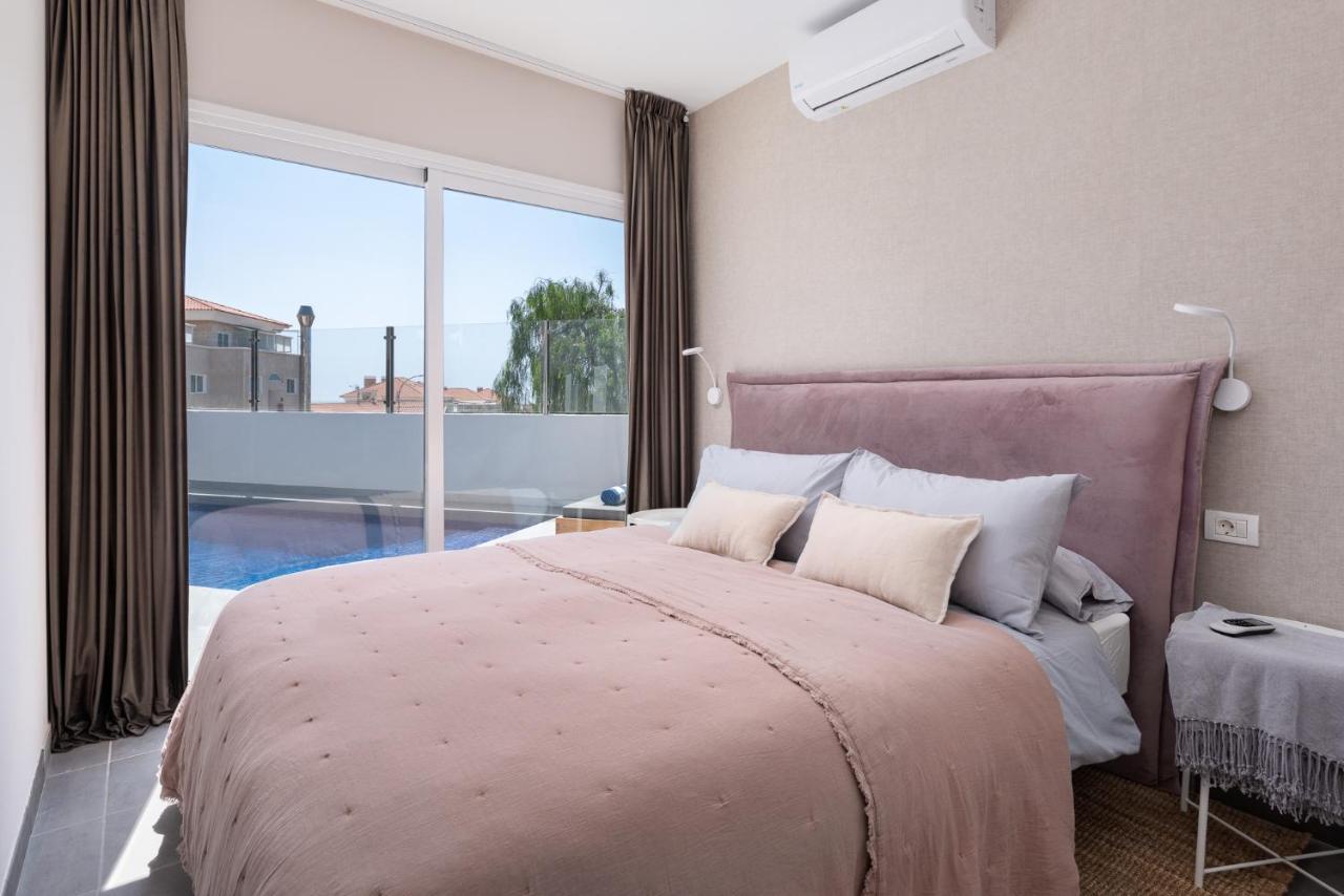 Luxury Callao With Private Heated Pool By Vallecid Callao Salvaje