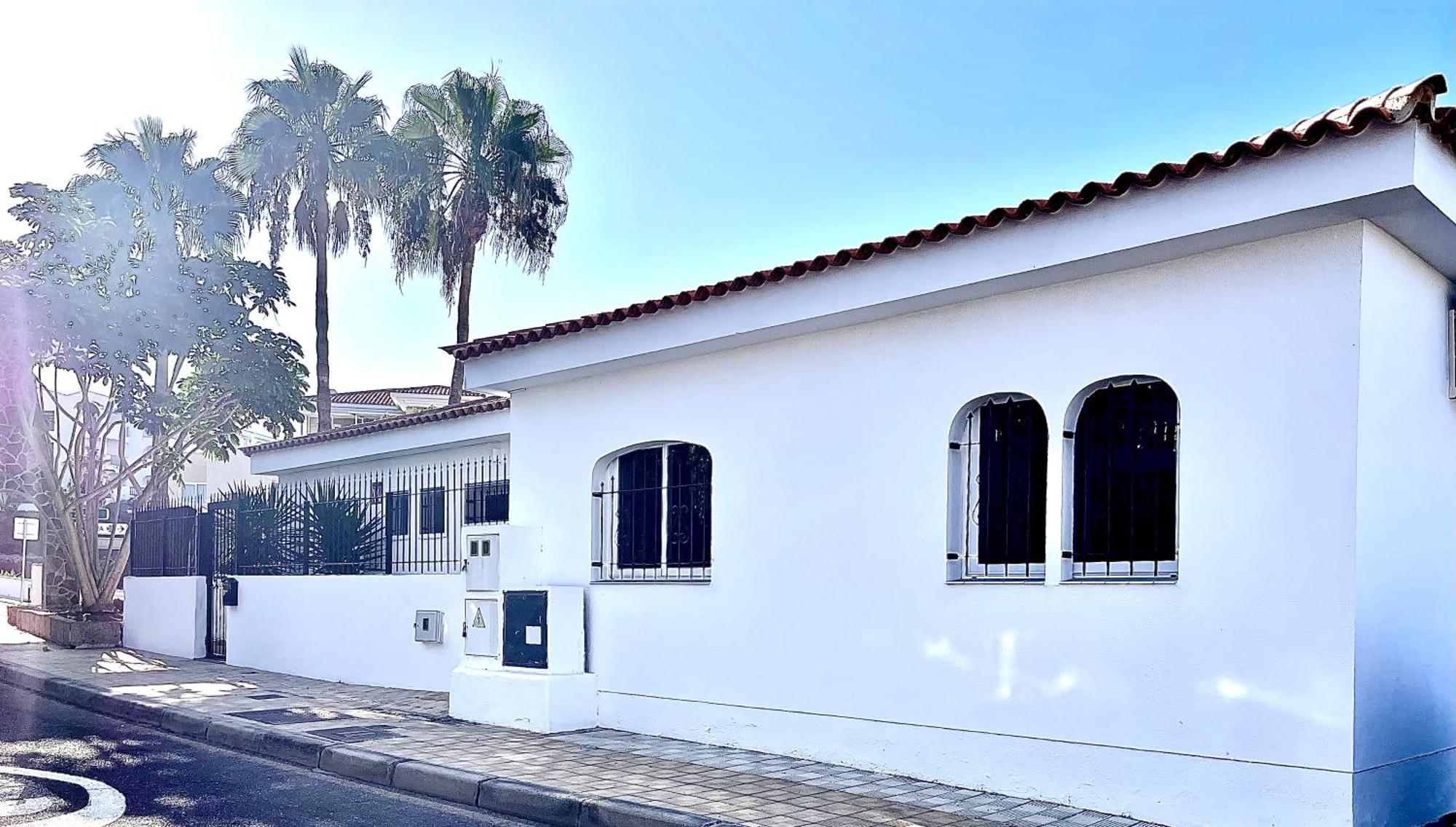 Luxury Callao With Private Heated Pool By Vallecid Callao Salvaje